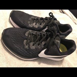 Men’s Nike Air Zoom Pegasus 34 sneakers Navy Sz 8